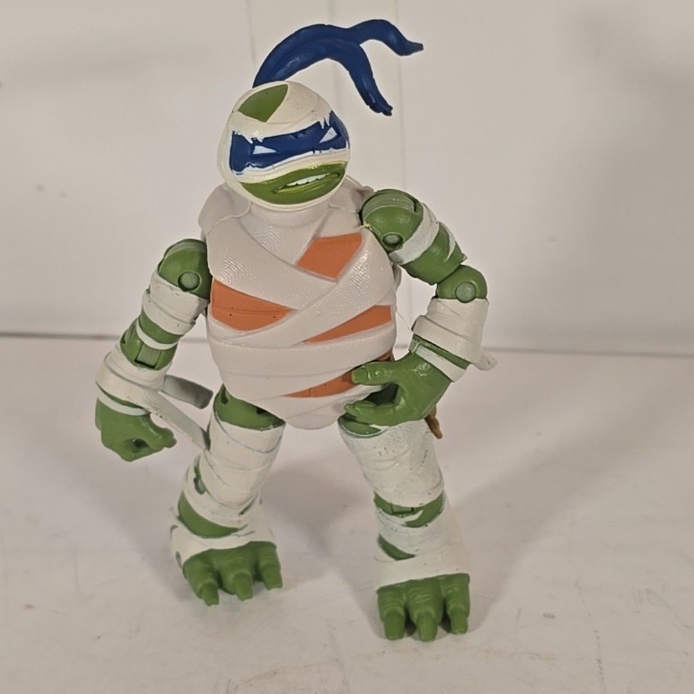 TMNT Tales of the Teenage Mutant Ninja Turtles Monsters‎ + Mutants Mummy Leo
